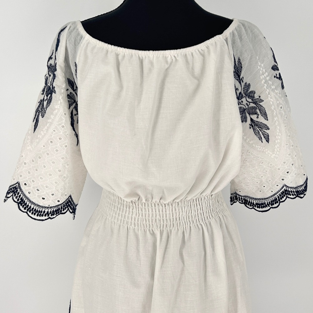 Kindred Embroidered Peasant Derby Dress White Blue Boho Cottage Smocked Medium - Picture 9 of 12